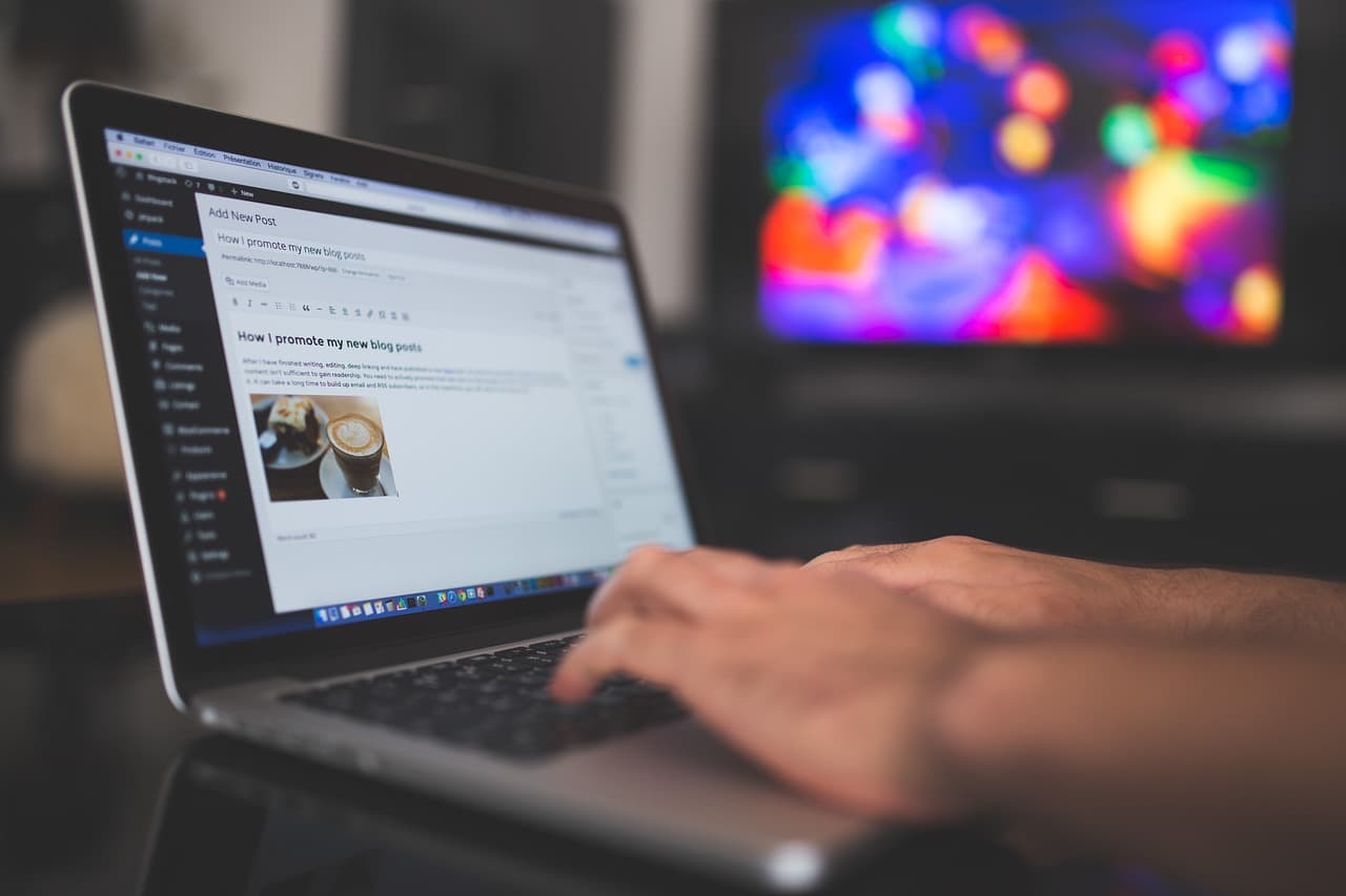 Custom HTML/CSS Development